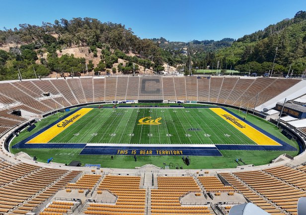 California Memorial Stadium Views