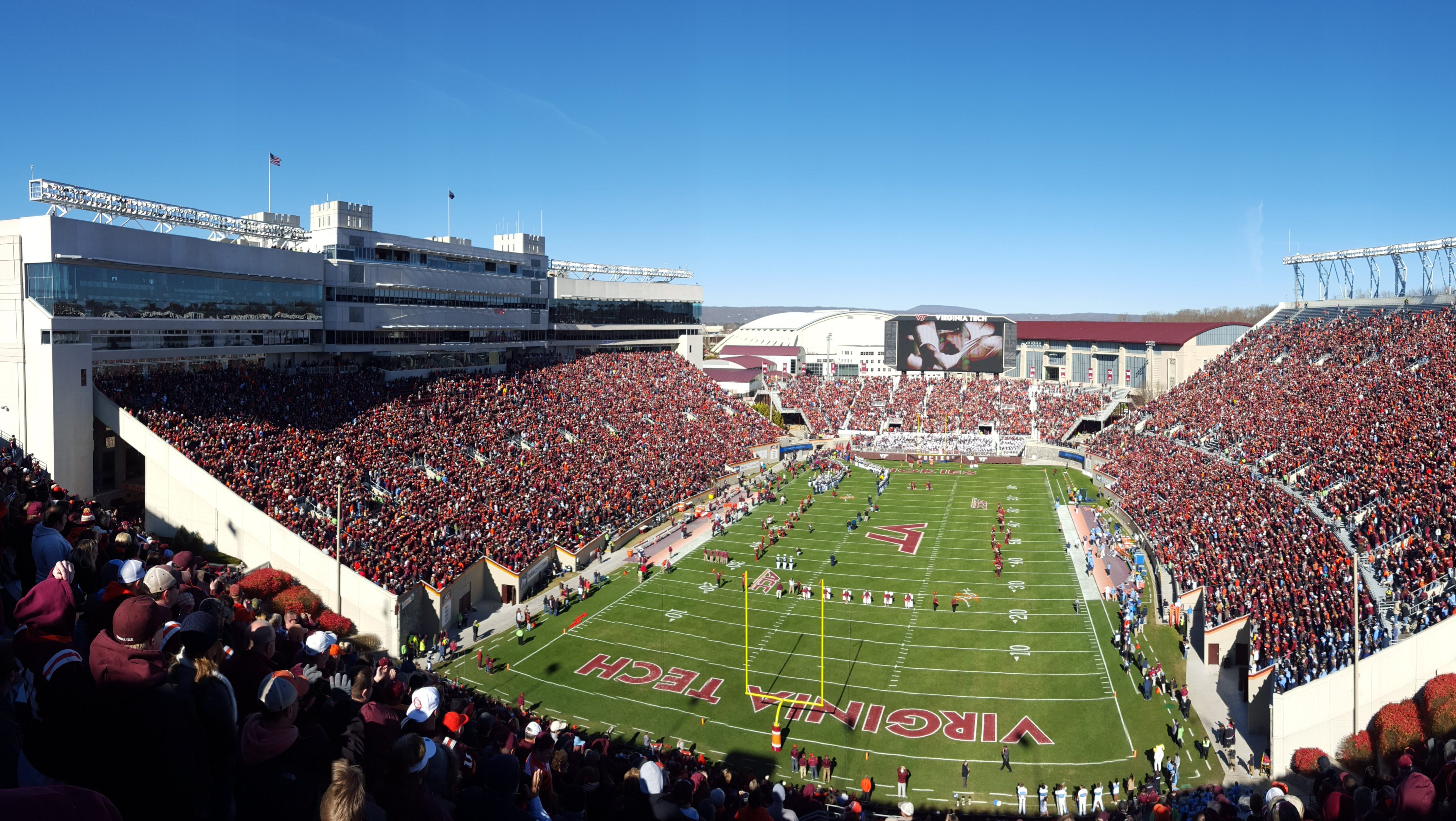 Lane Stadium Virginia Tech Best CFB Stadiums.jpg
